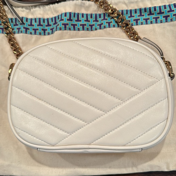 Tory Burch Kira Chevron Camera Bag, Cream - Picture 4 of 12